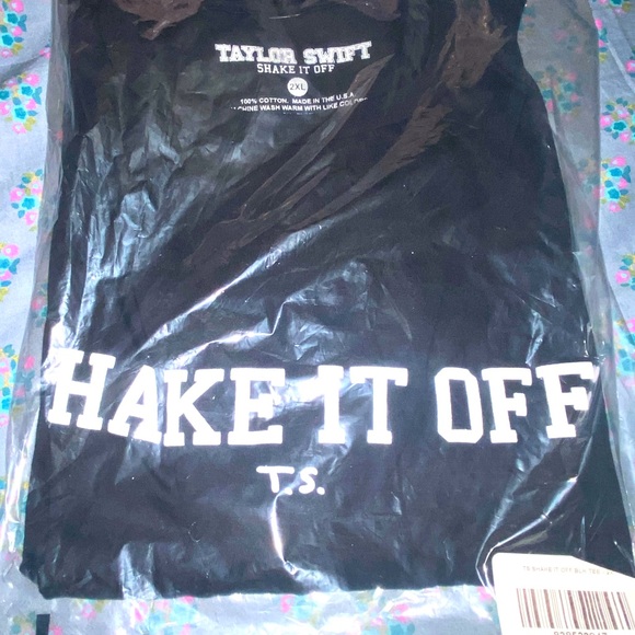 Taylor Swift 1989 TV Shake it off tee *nwt. Size2X - Picture 2 of 8